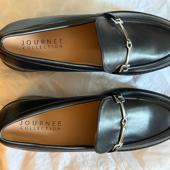 Journee Lug Sole Platform Loafers with Buckle Detail Size 11 - Picture 9 of 10
